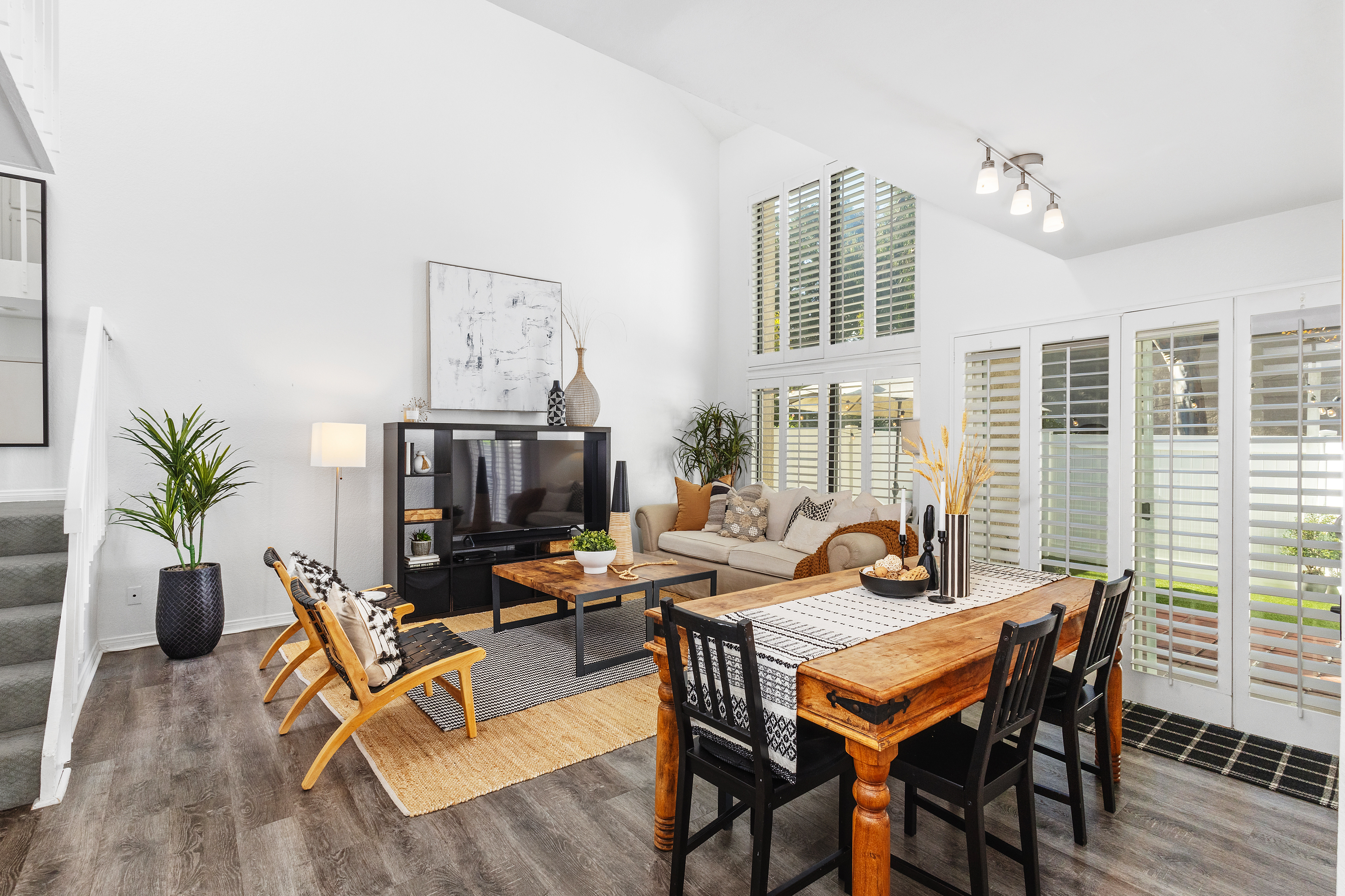 924 Hyde Court Costa Mesa Sommerset